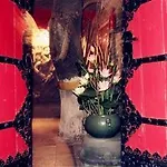 Courtyard Du Palais Rouge